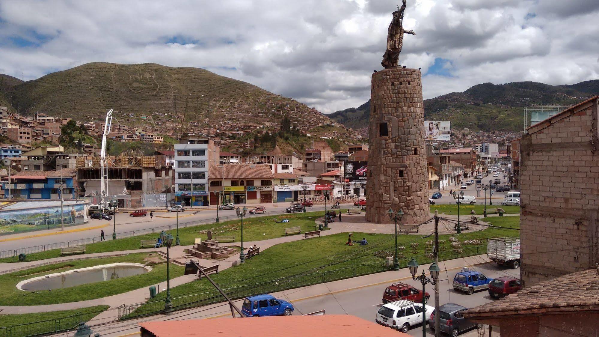 Bunker Hostal Cusco Bagian luar foto